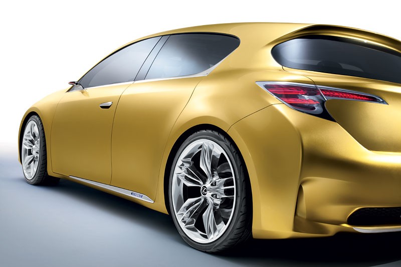Lexus LF-Ch - lexusowy kompakt