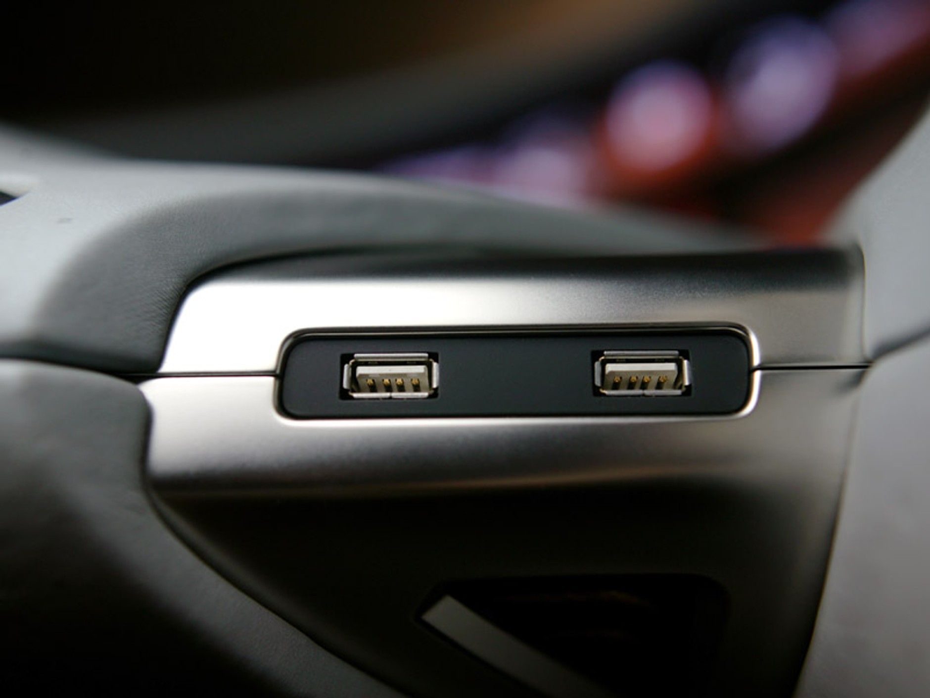 IAA Frankfurt 2007: Zelektryzowany Nissan Mixim