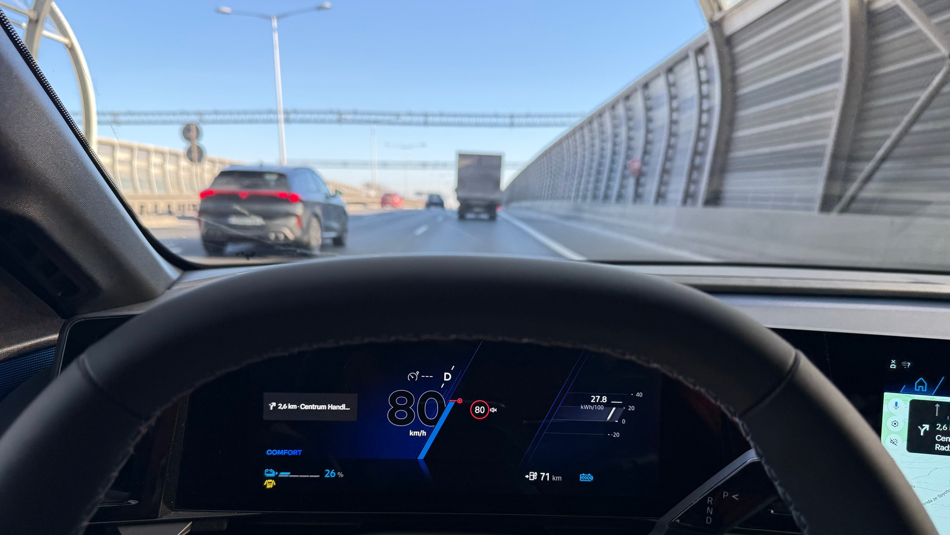 Renault Megane E-Tech esprit Alpine: mróz – jak to w elektryku – zjada baterię w szokującym tempie