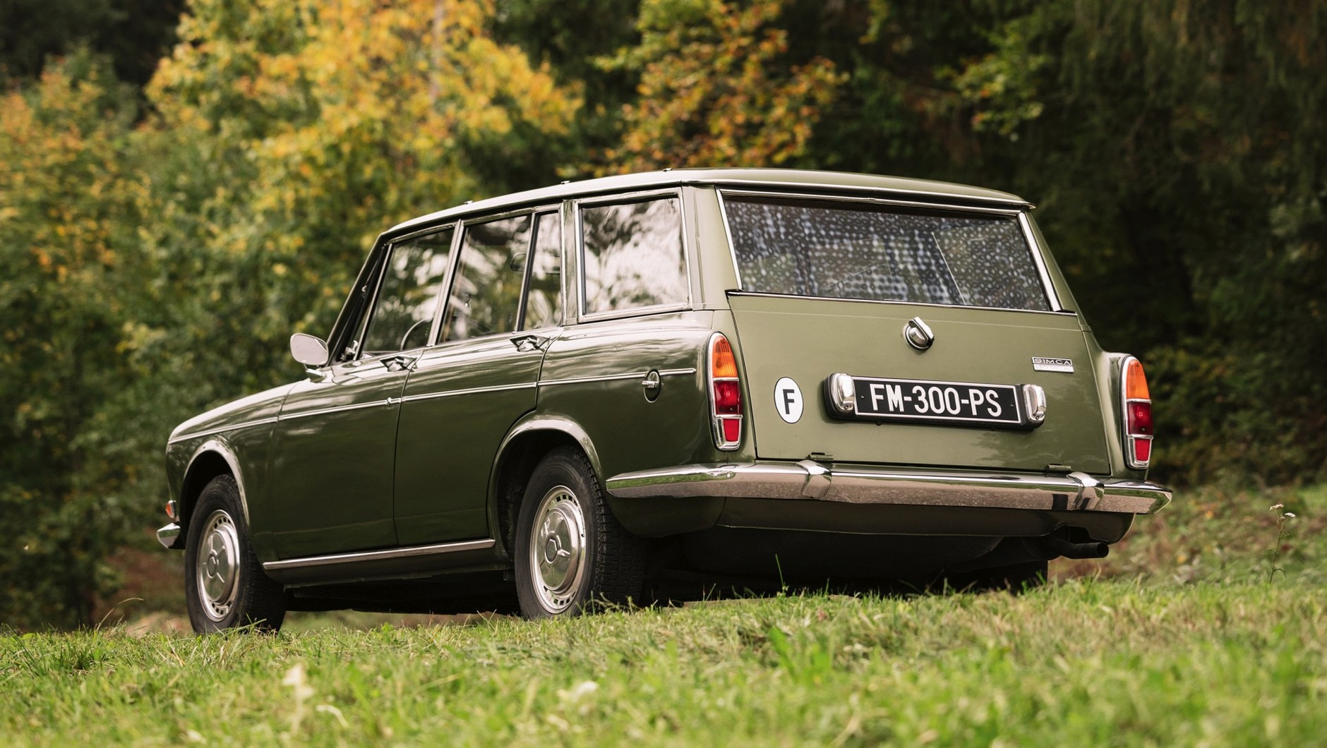 Simca 1300/1500 - wyrafinowany styl dla każdego