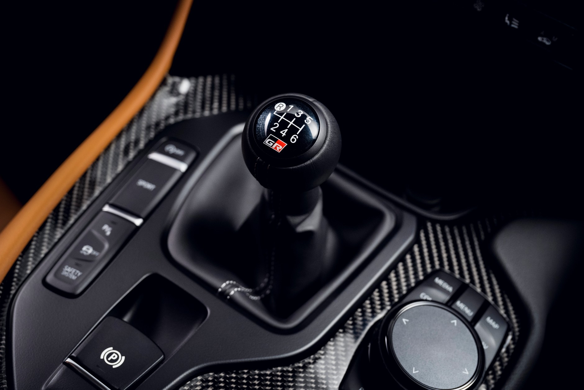 Toyota GR Supra z manualną skrzynią biegów