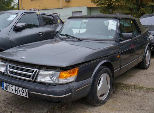 Warszawski ZDM sprzedał odholowane samochody. Najdroższe okazało się BMW