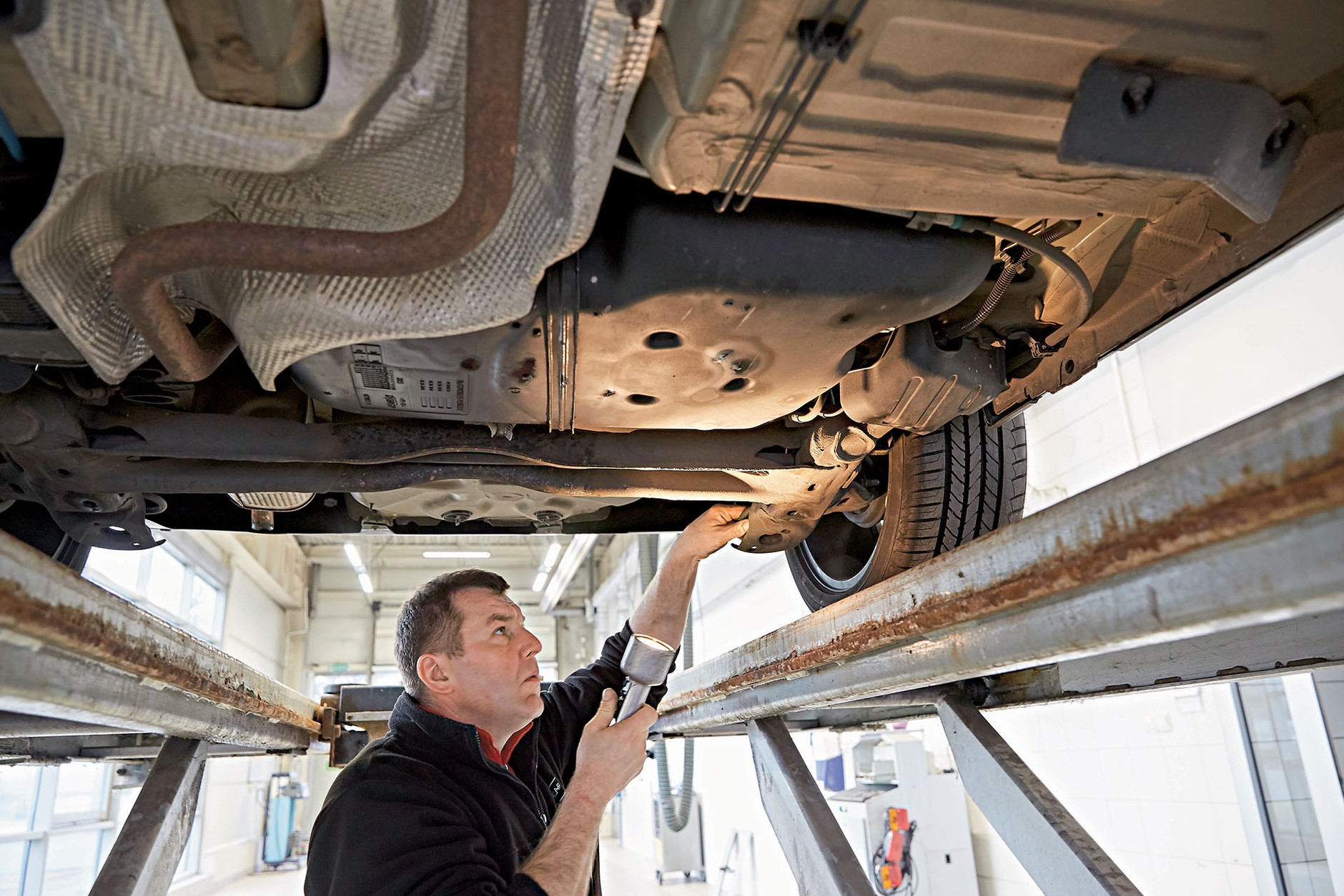 Opłaty za badanie techniczne samochodu nie zmieniły się od 21 lat