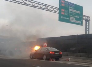 BMW zapaliło się na trasie S8. Czy to znów problemy z wadliwym układem EGR? [WIDEO]