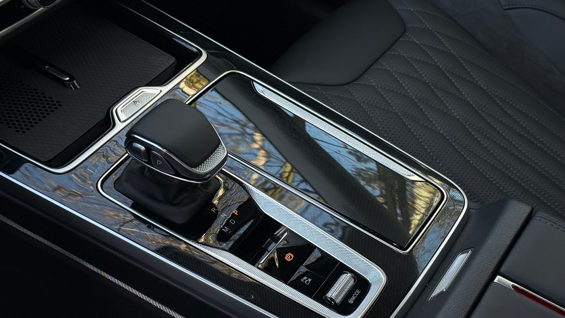 Nowe Hongqi HS5