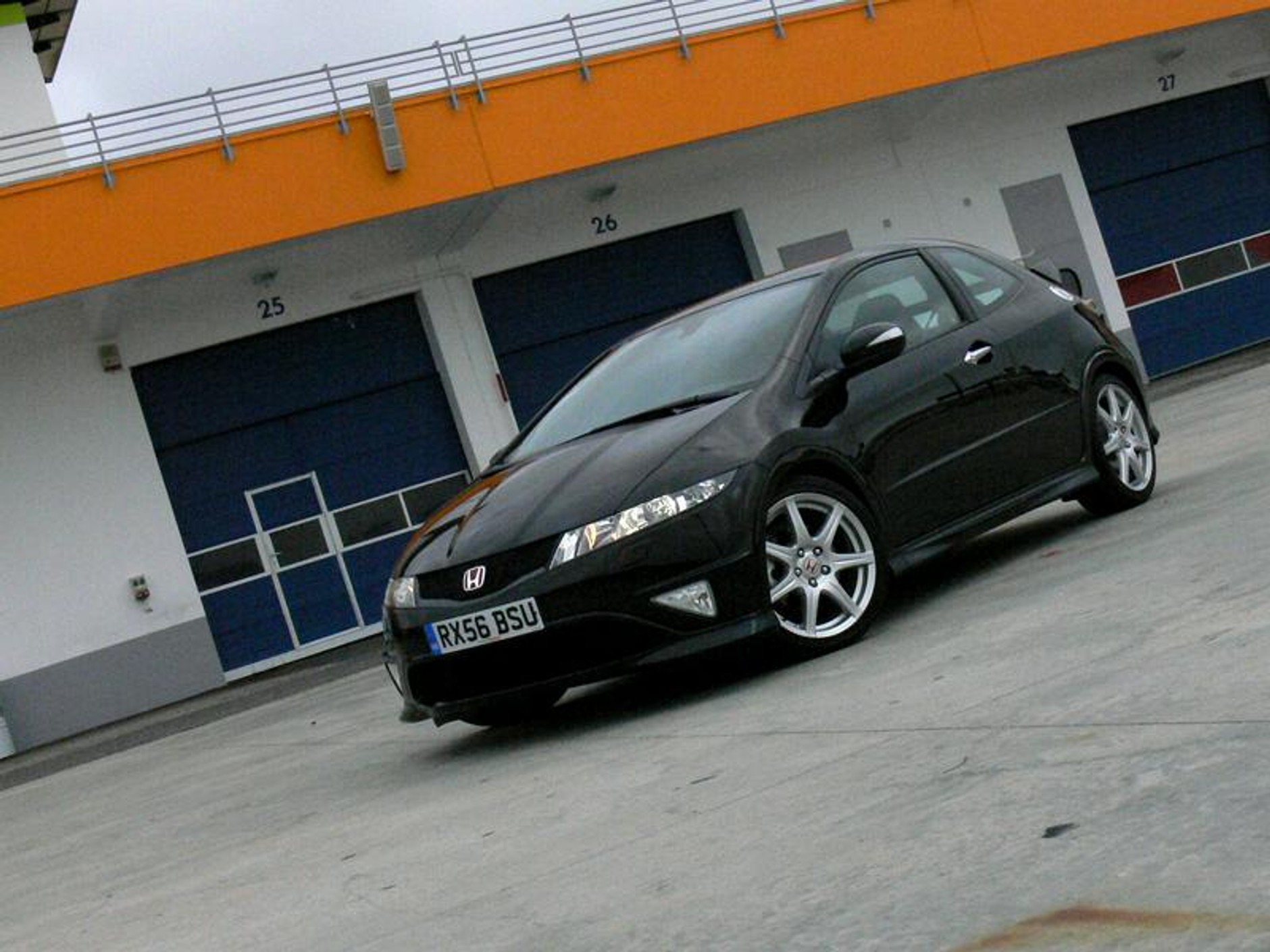 Honda Civic Type-R: Hard core? (pierwsze wrażenia)