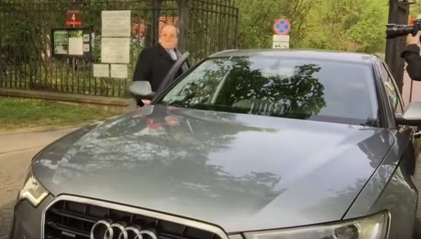Audi A6 po o. Rydzyku już sprzedane? Ktoś uległ pokusie!