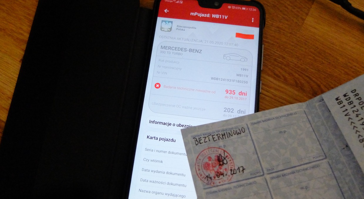 Są nowe dane w aplikacji, są też błędy. Ważne, żeby kierowcy zawczasu je wyłapali