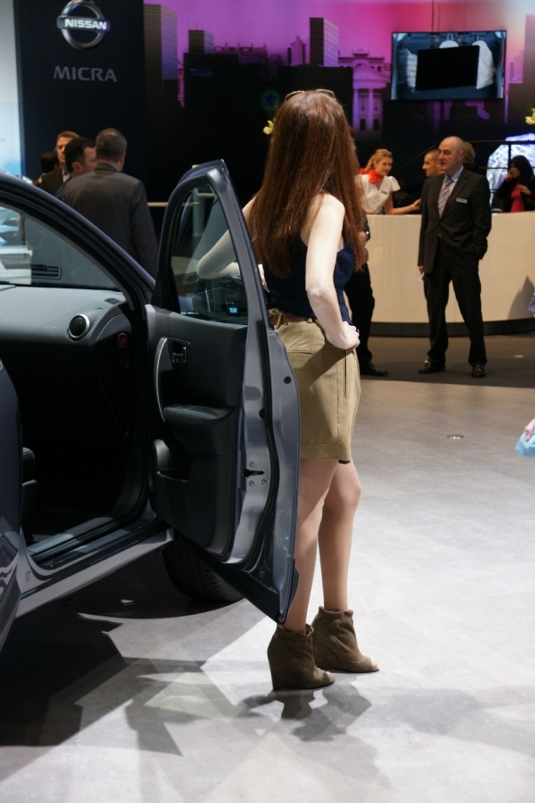 Genewa 2010: Dziewczyny z salonu samochodowego w Genewie (galeria)