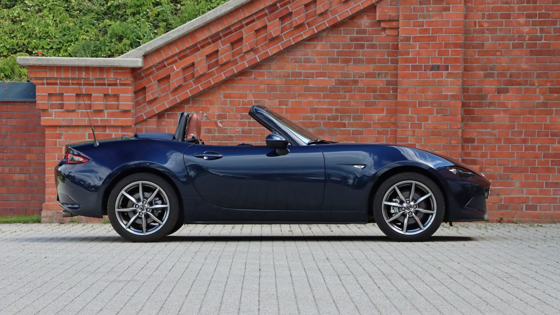 Mazda MX-5 2.0 SkyActiv-G Soft Top (ND, 2022 r.)