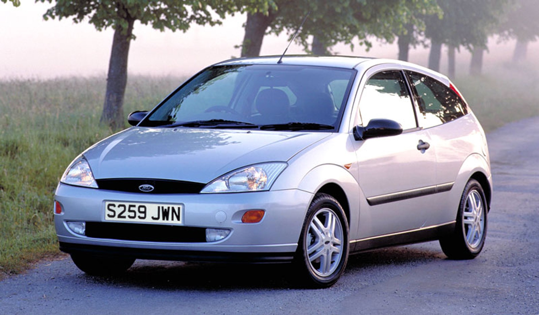 Ojeté auto desetiletí: Podle Britů je nejlepší volbou Ford Focus