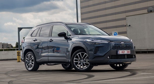 Jeździłem nową Toyotą Corollą Cross. Spalanie mnie zachwyciło, ale mam jedną dużą uwagę