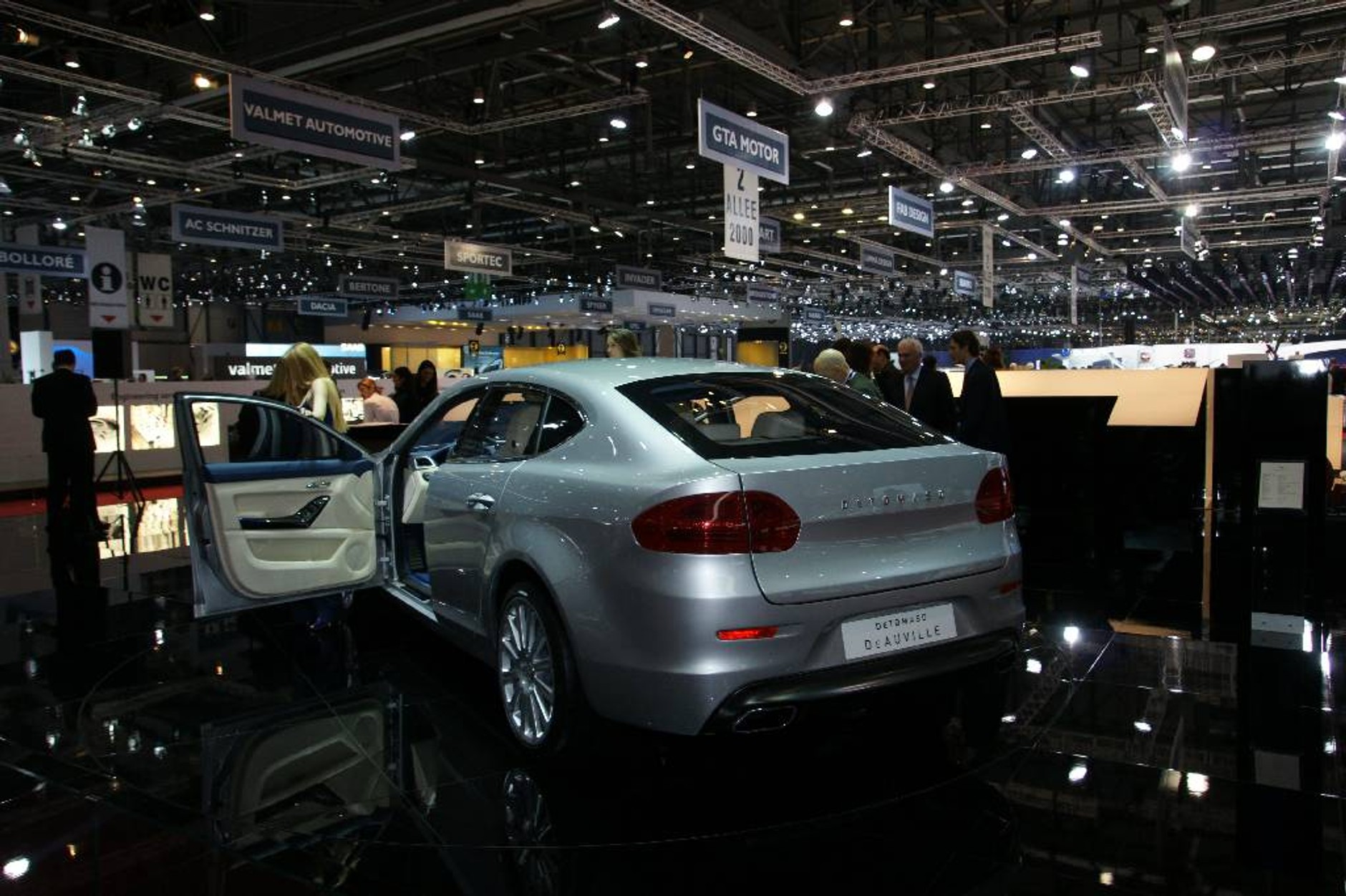 Genewa 2011: gorące premiery (galeria 1.)