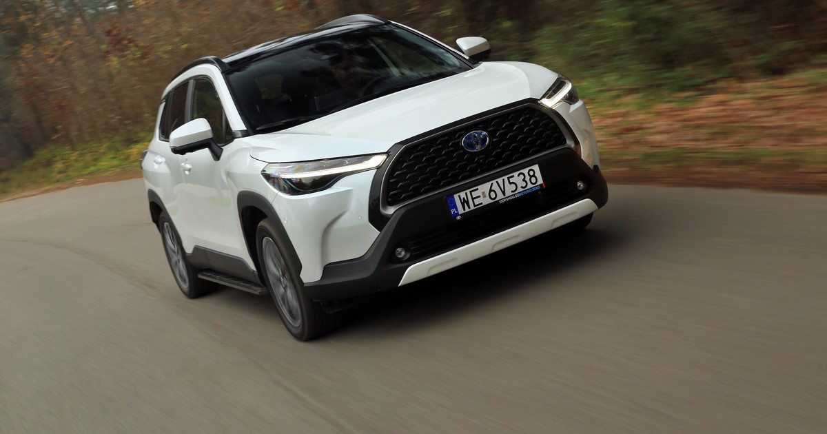 Toyota Corolla Cross 2.0 Hybrid AWD-i (2022 r.)