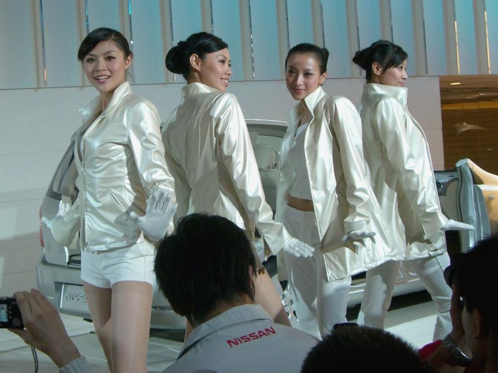 Pekin 2006 - fotogaleria z salonu oraz piękne modelki