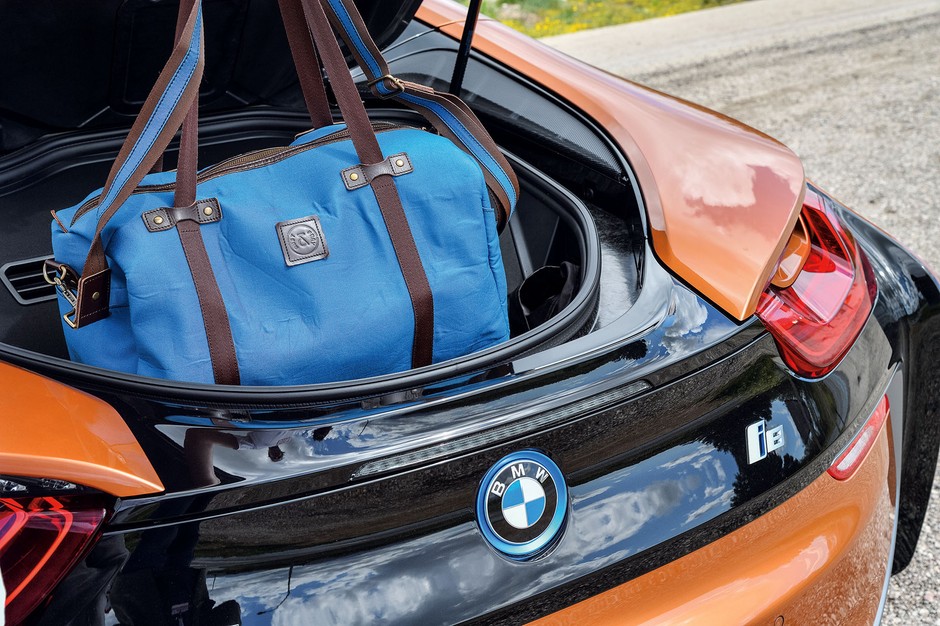 BMW i8 Roadster - tyle emocji i zero hałasu