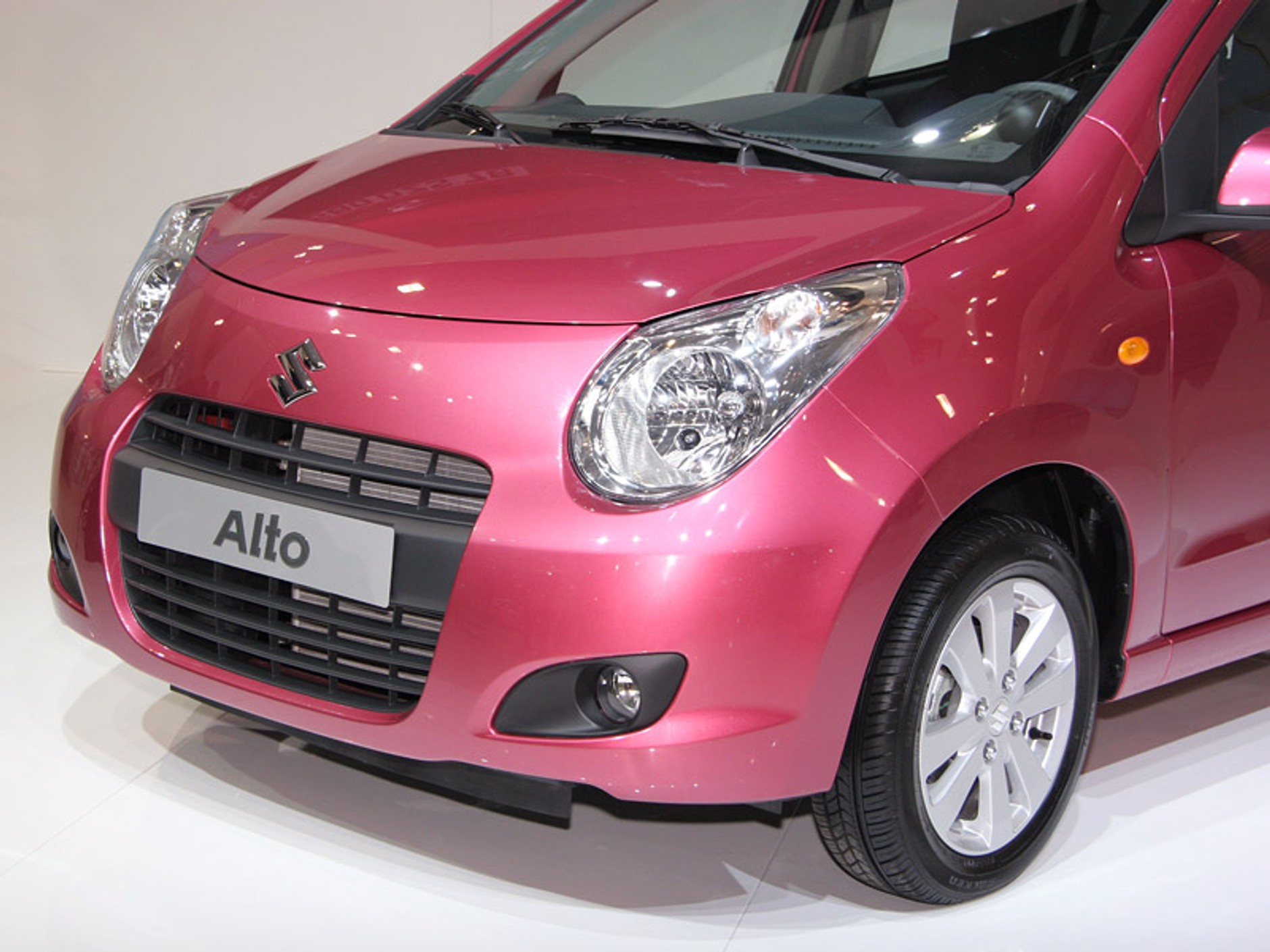 Paryż 2008: Suzuki Alto – pierwsze wrażenia