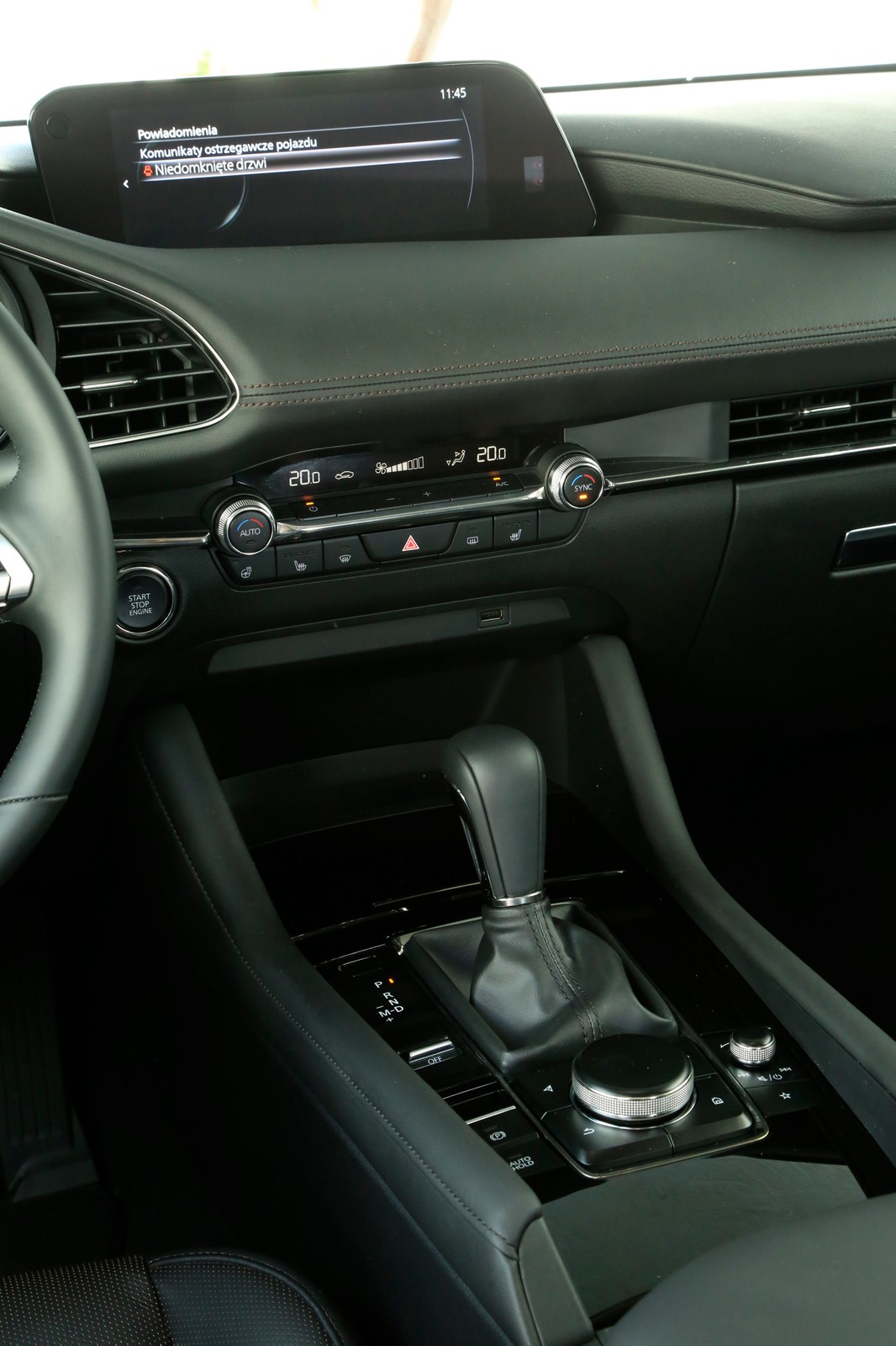Mazda 3 Sedan 2.0 Skyactiv-G Hikari