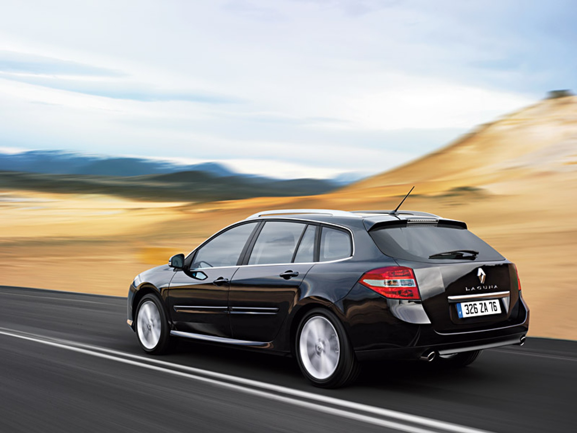 Renault Laguna 1,5 dCi (81 kW/110 KM) ze zużyciem 5,1 l/100 km