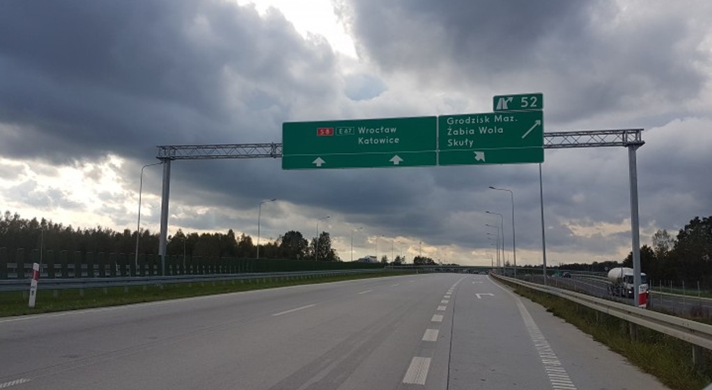 Trasa S8 nieopodal Warszawy