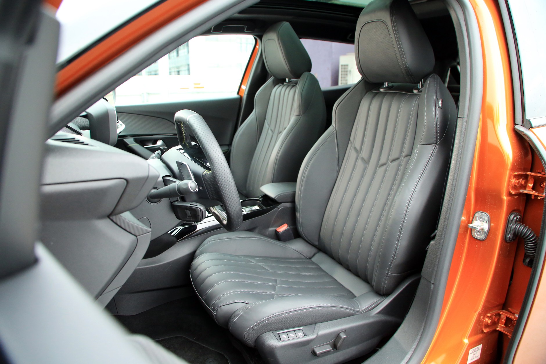 Peugeot 2008 1.2 aut.