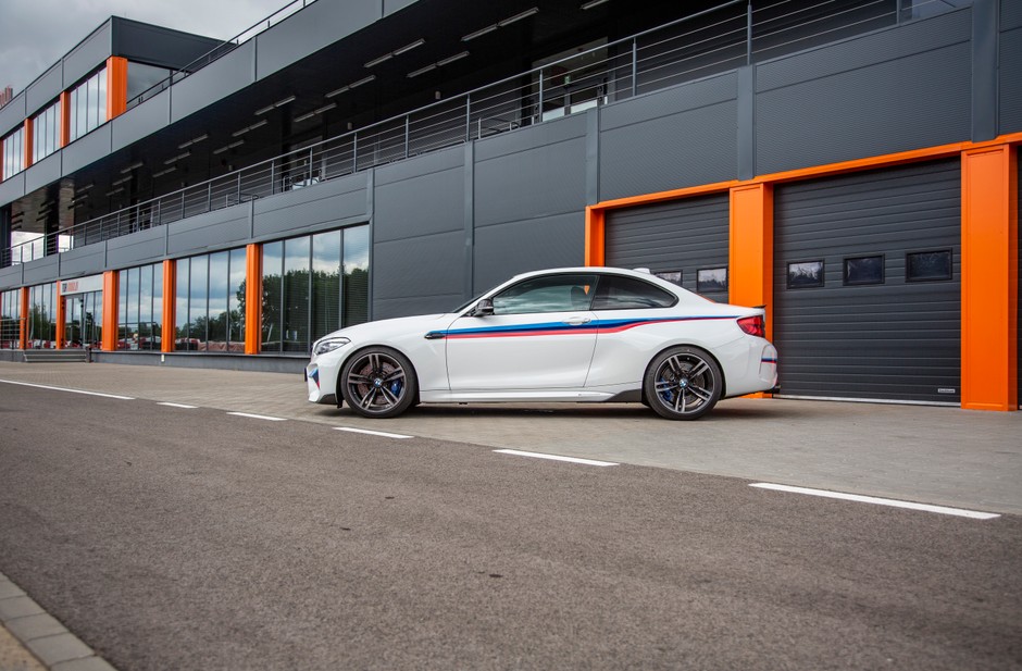 BMW M2