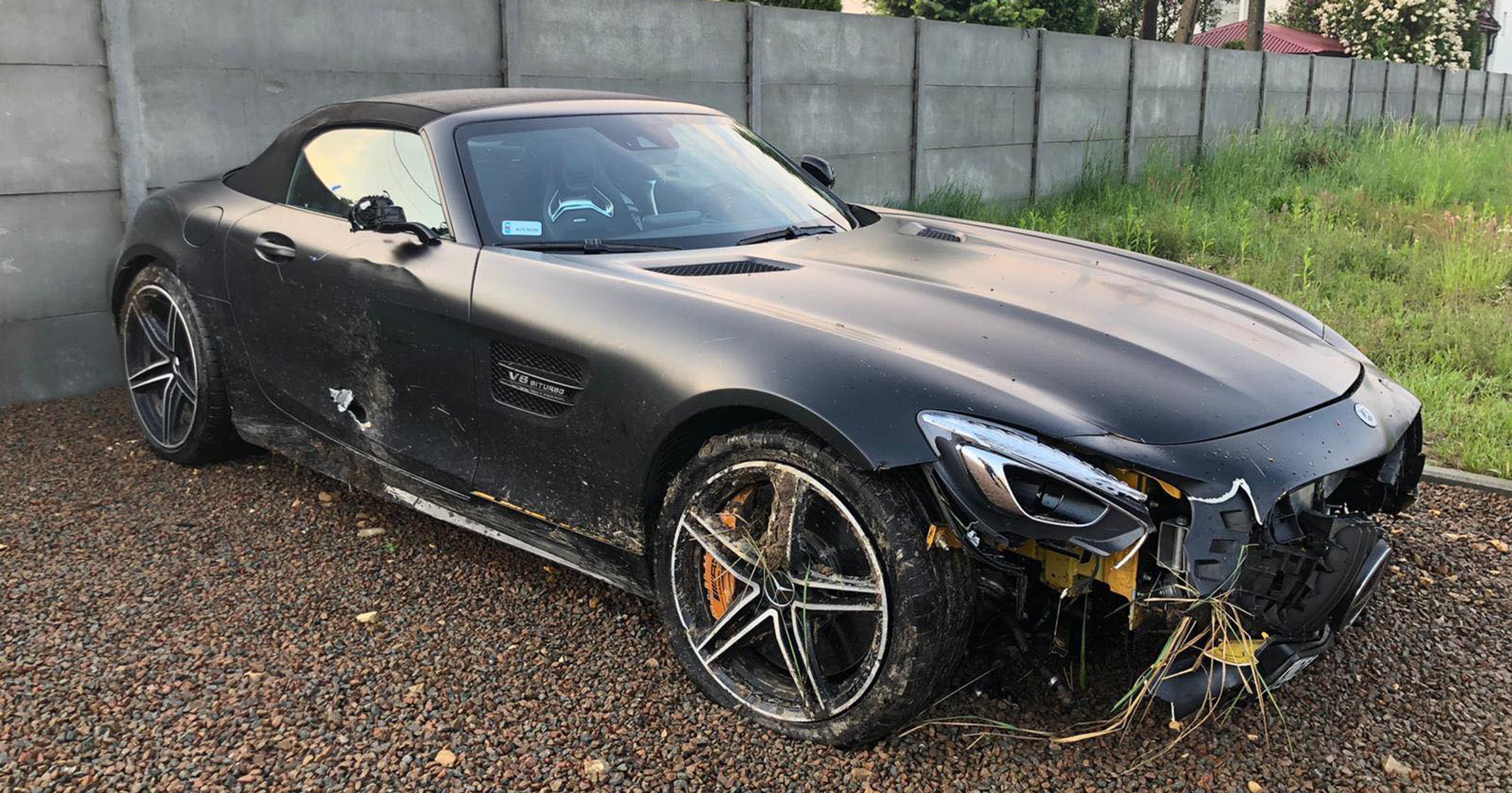 Mercedes AMG GT C Roadster po wypadku