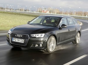 Audi A4 kombi 2.0 TDI S-tronic - perfekcyjnie poprawne