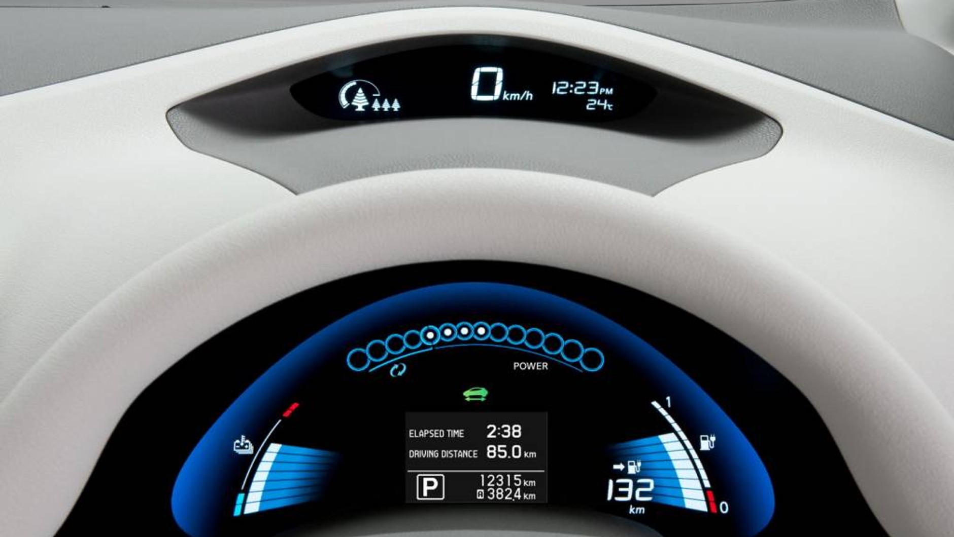 Kilka lat temu zasięg rzędu 200 km był w przypadku auta elektrycznego powodem do dumy, dziś takie samochody robią się niemal niesprzedawalne. 