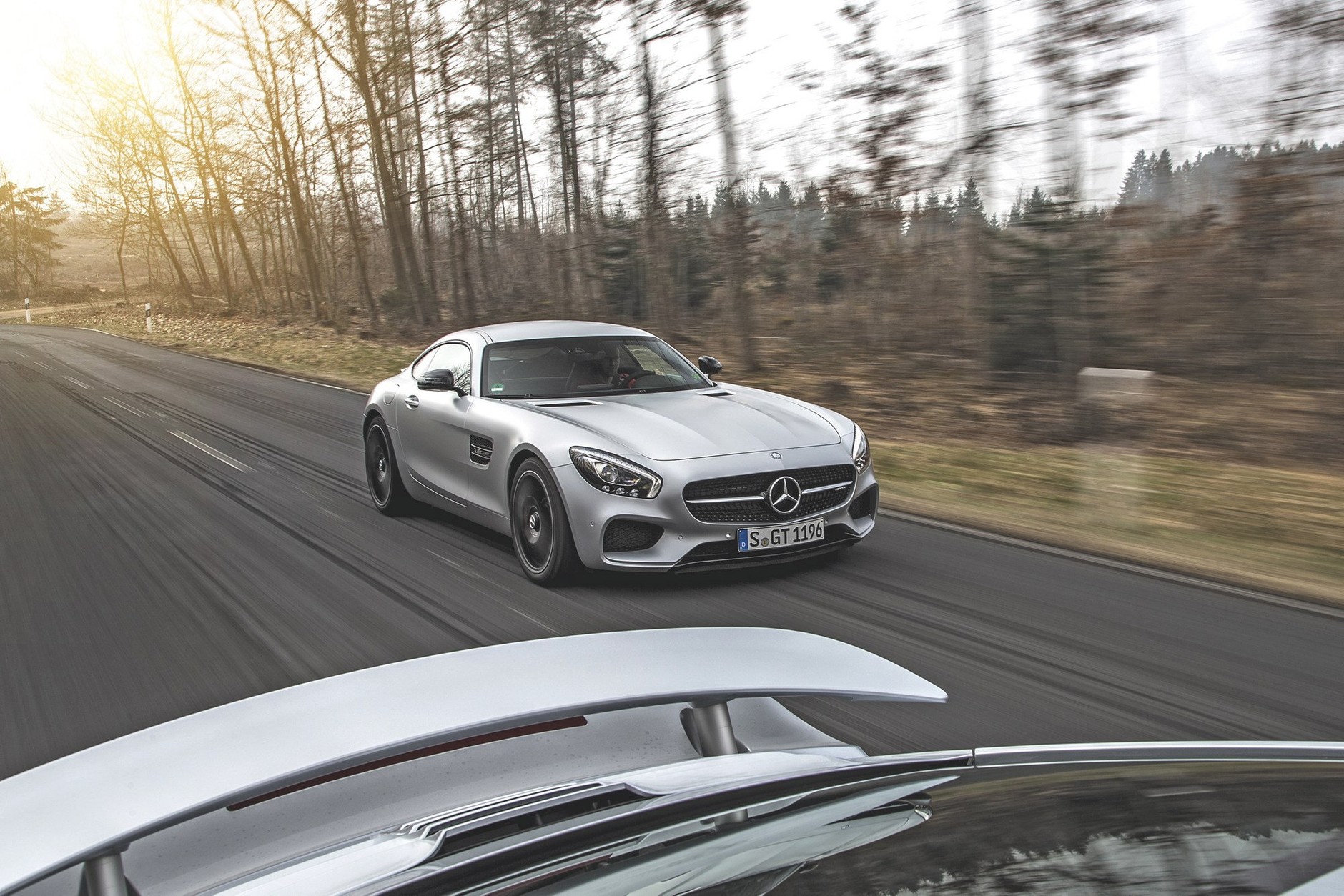 Mercedes-AMG GT S kontra Porsche 911 Turbo