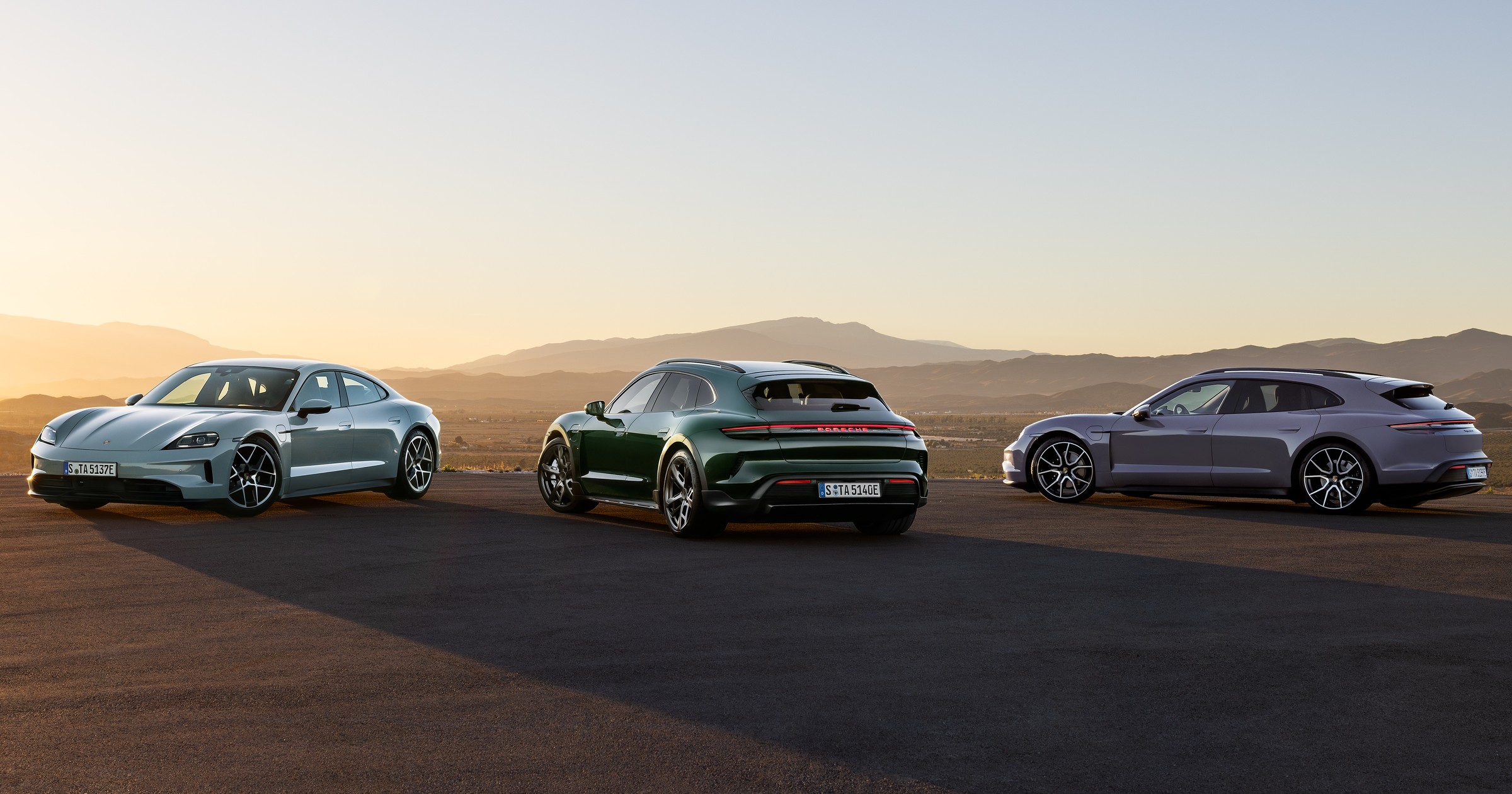 Porsche Taycan, Taycan Turbo Cross Turismo i Taycan 4S Sport Turismo