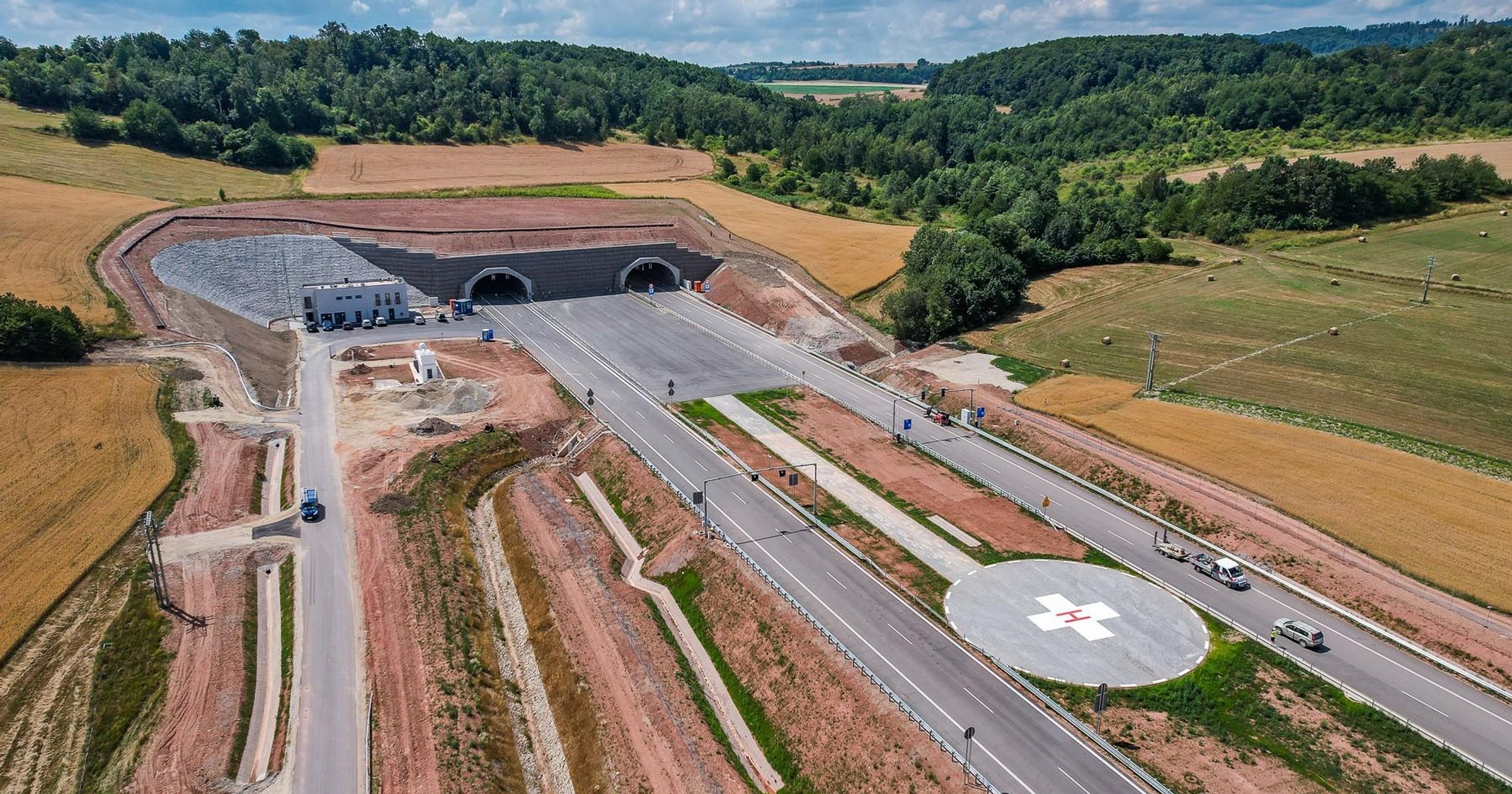 Nowo otwarty tunel na odcinku S3 Bolków - Kamienna Góra