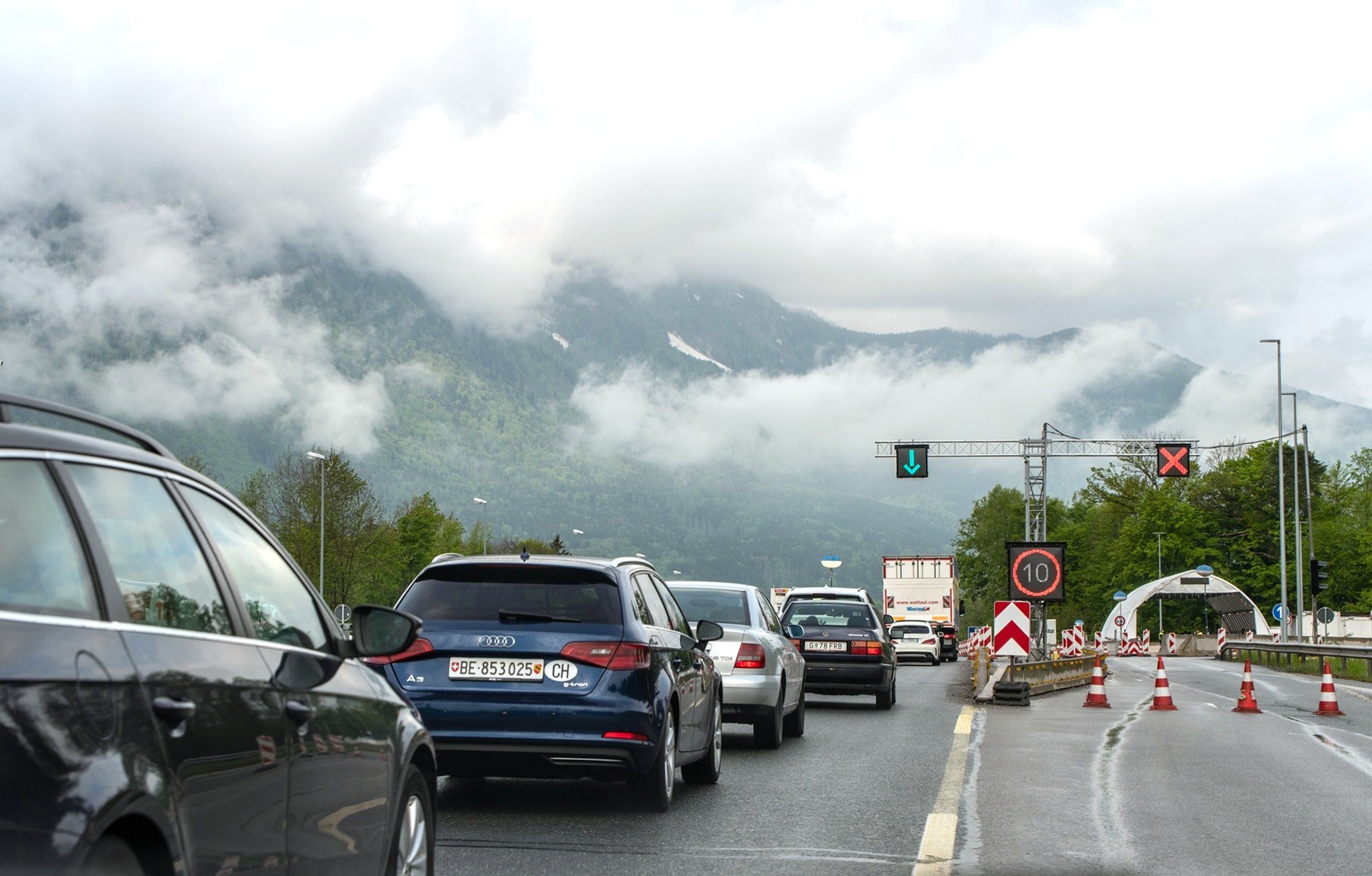 Zamknięty zjazd z austriackiej autostrady