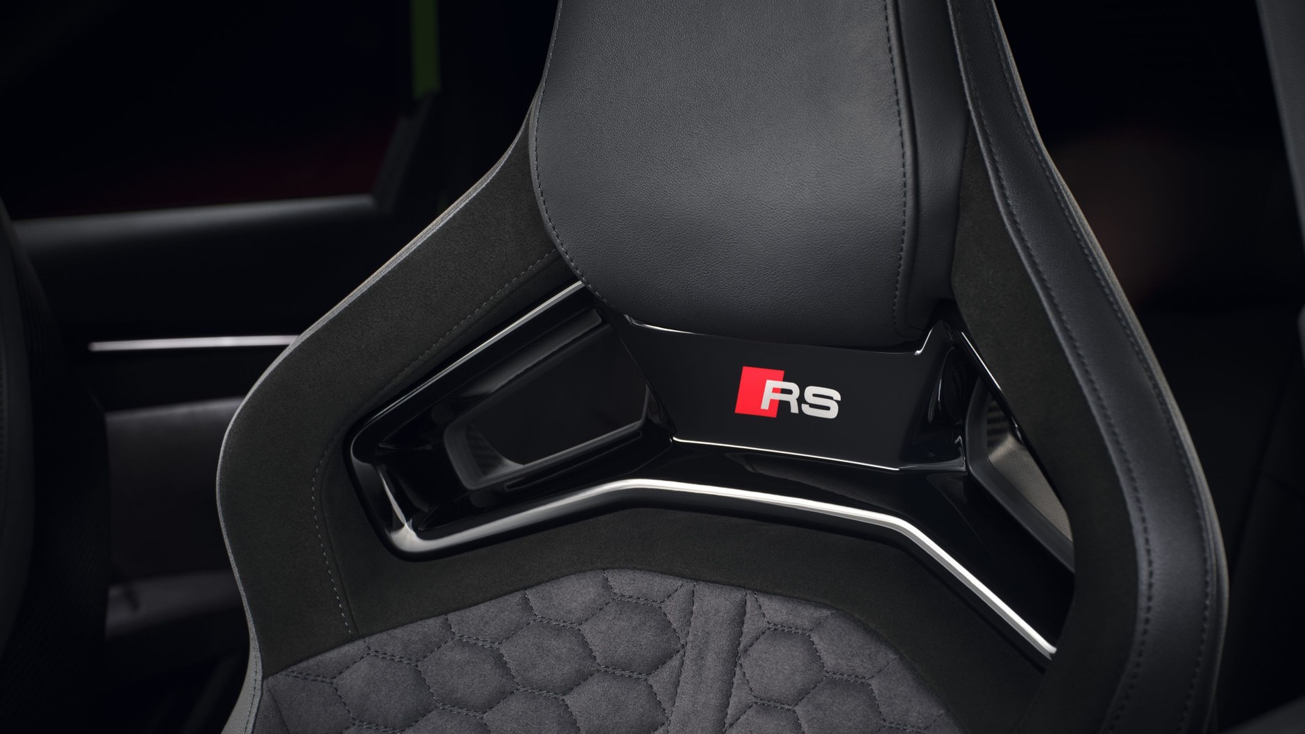 Audi RS 3 (na bazie czwartej generacji Audi A3; wersja po modernizacji; od 2024 r.)