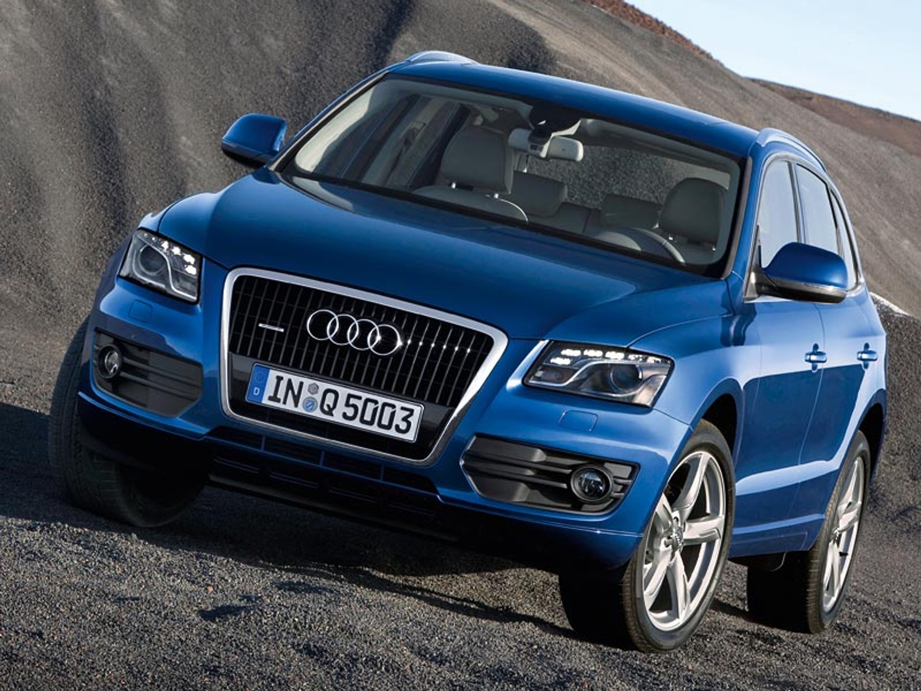 Audi Q5: pierwsze informacje, zdjęcia i wideo