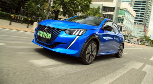 Peugeot e-208 - smakowity energetyk