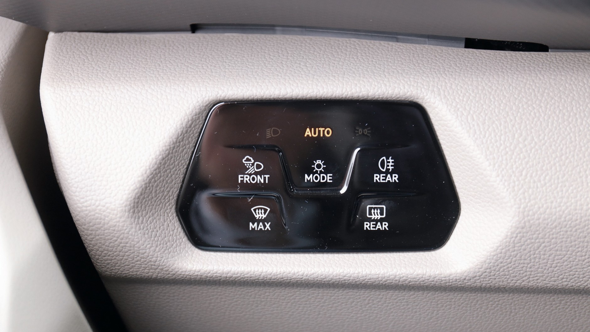 Volkswagen Multivan T7 2.0 TDI (2022)