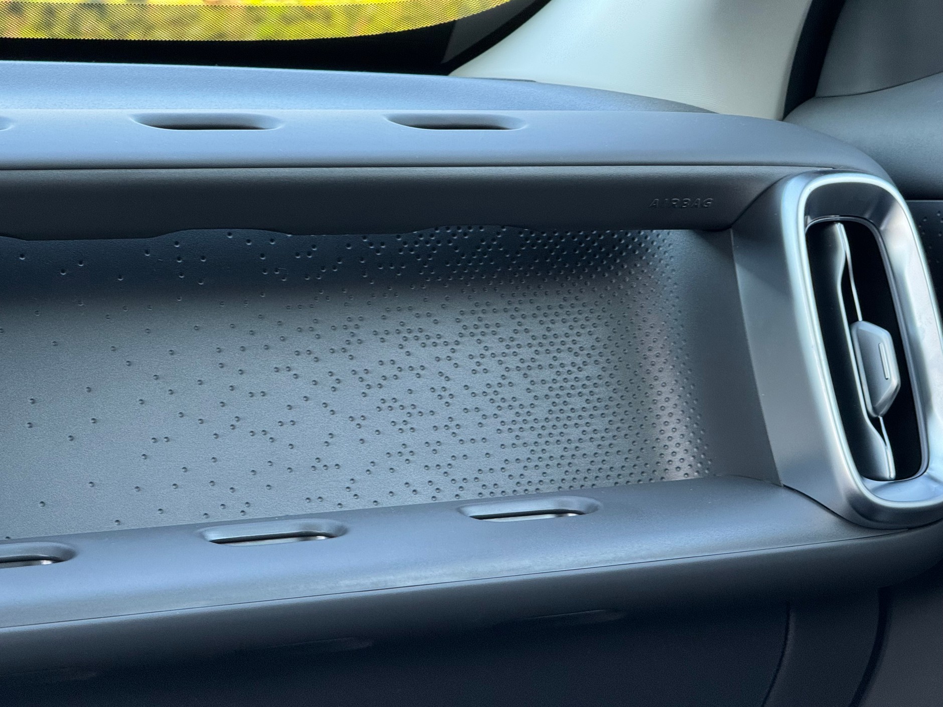 Leapmotor B10 Hybrid EV