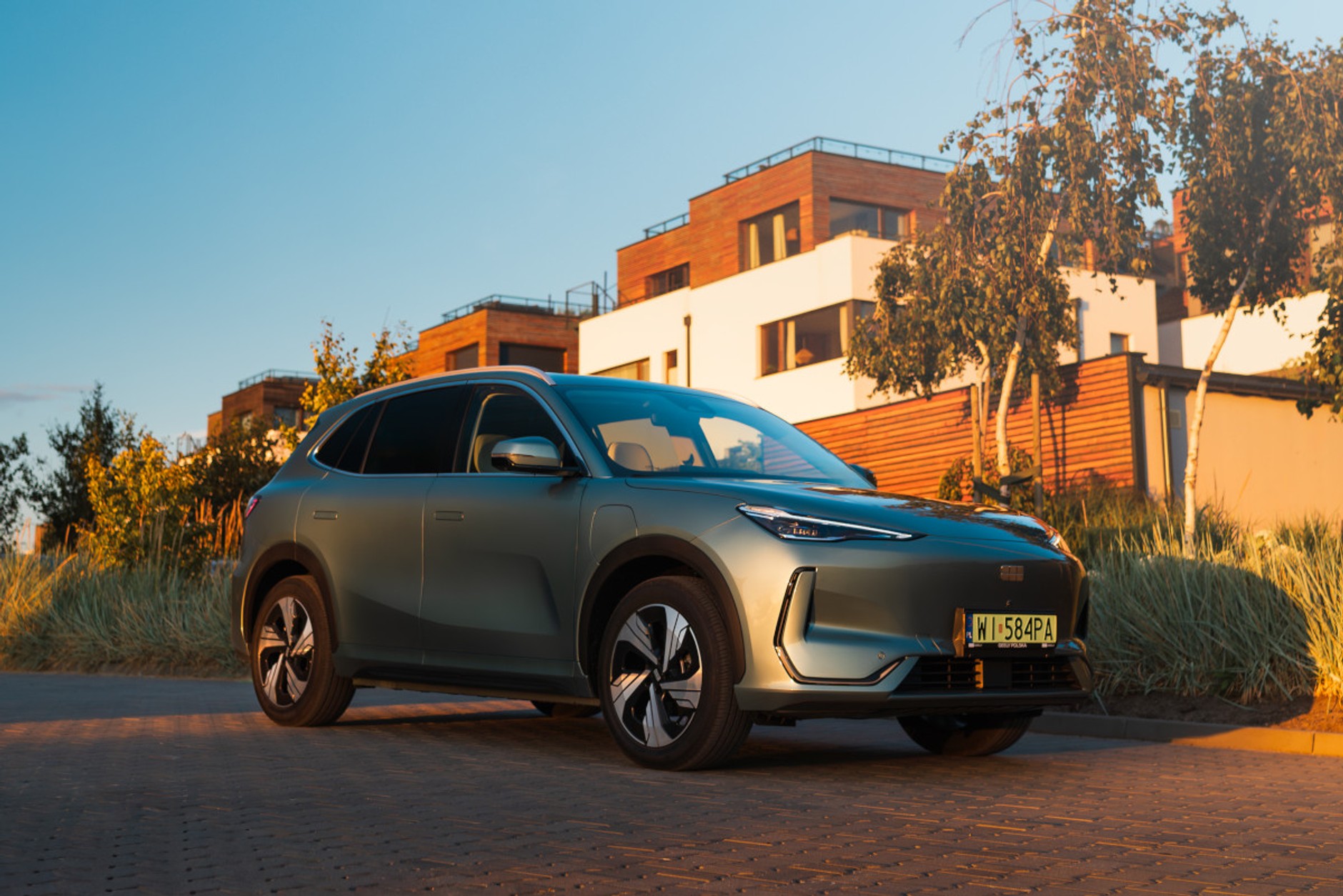 Elektryczny SUV Geely E5 (wersja przedliftingowa)