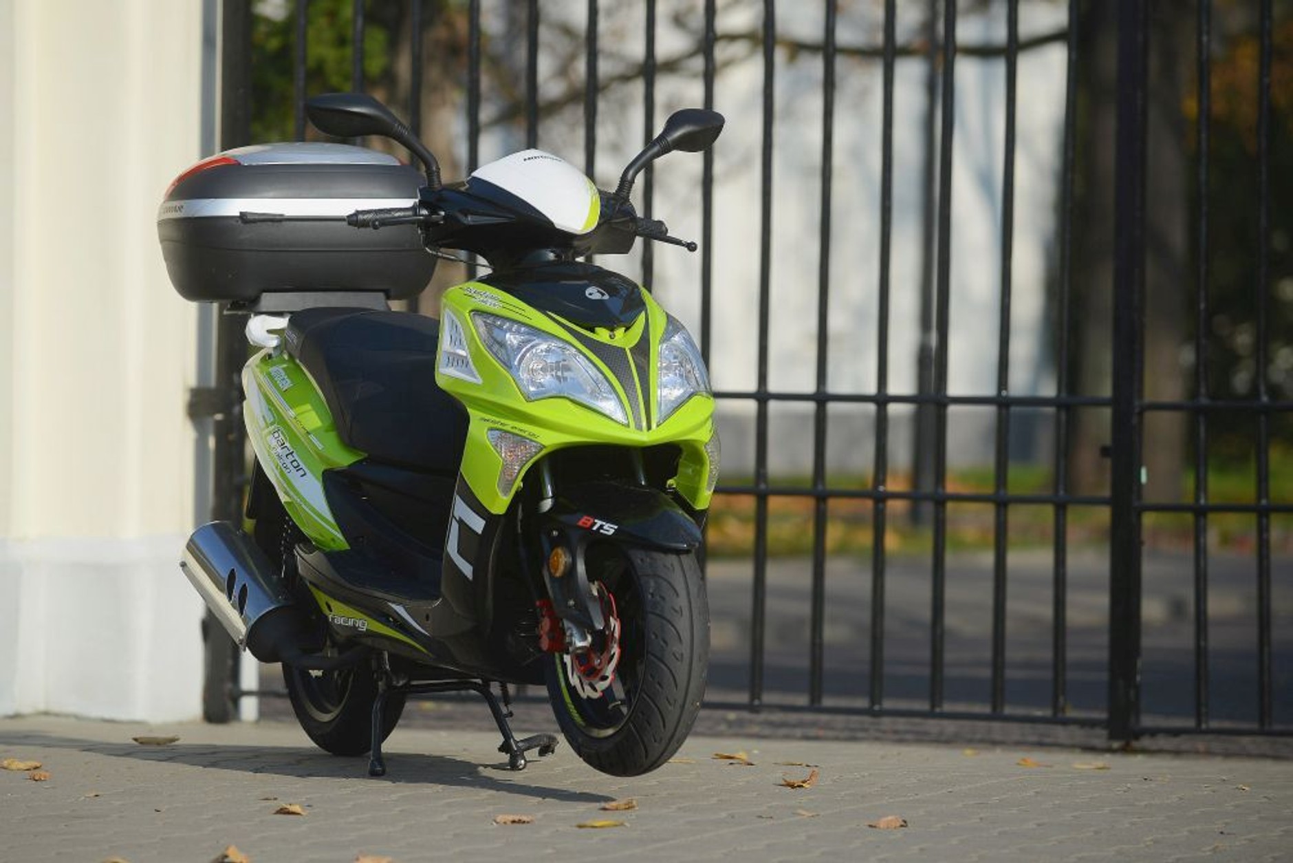 Barton Falcon 125