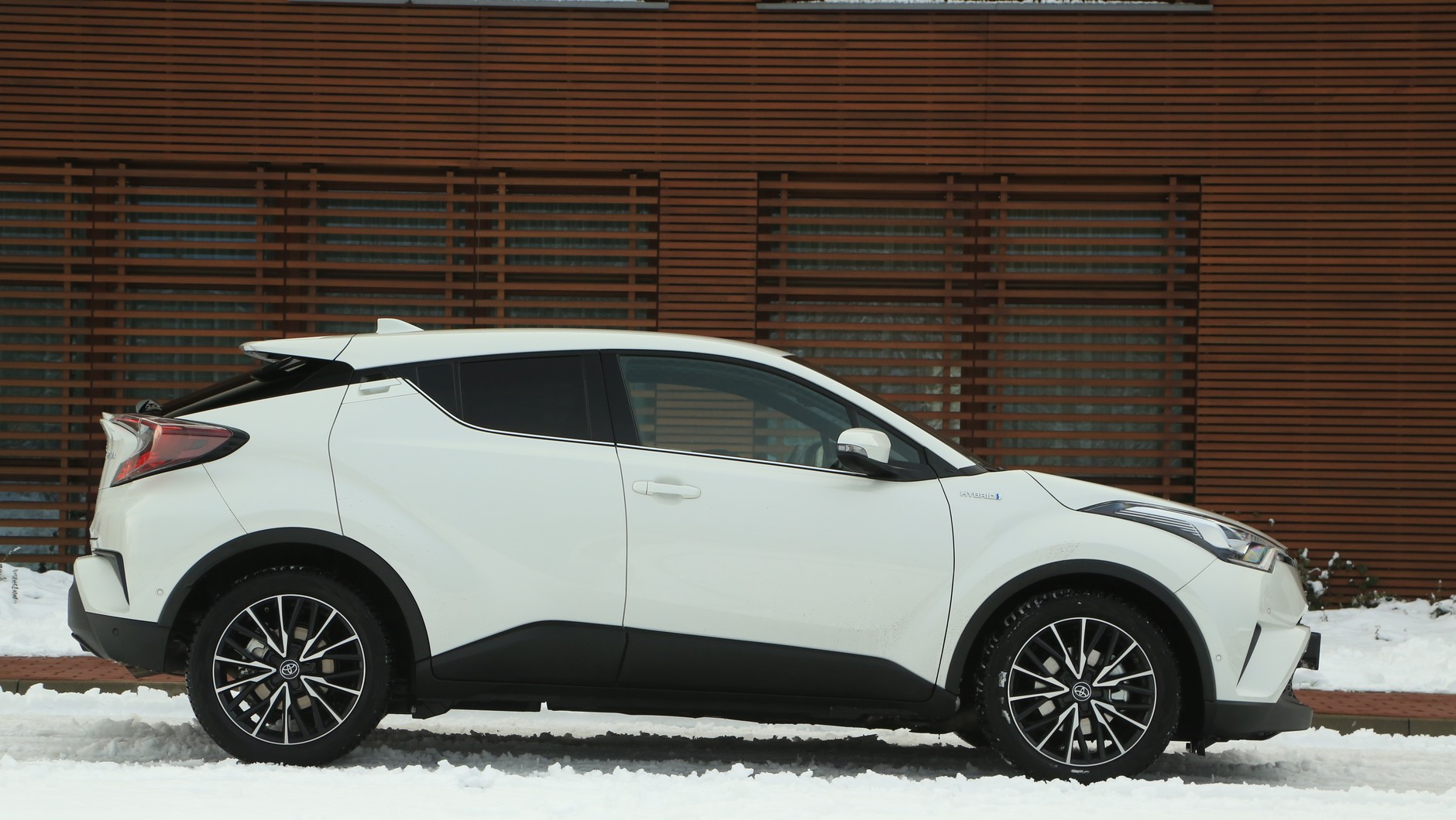 Toyota C-HR Hybrid