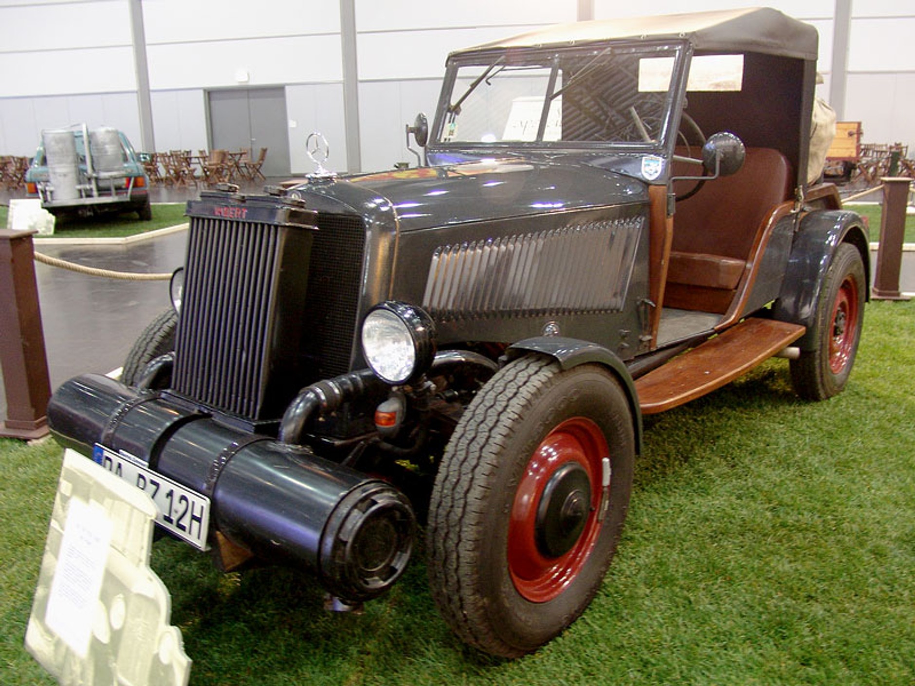 AMI/AMITEC 2008: drzewo na kryzys paliwowy (fotogaleria)