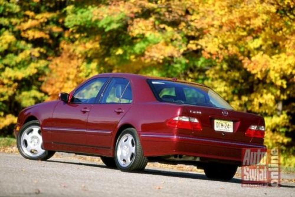 Audi A6 2.4 Multitronic, Mercedes E 240 Automatic, Volvo S80 2.4 Automtic - Automatycznie lepsze?