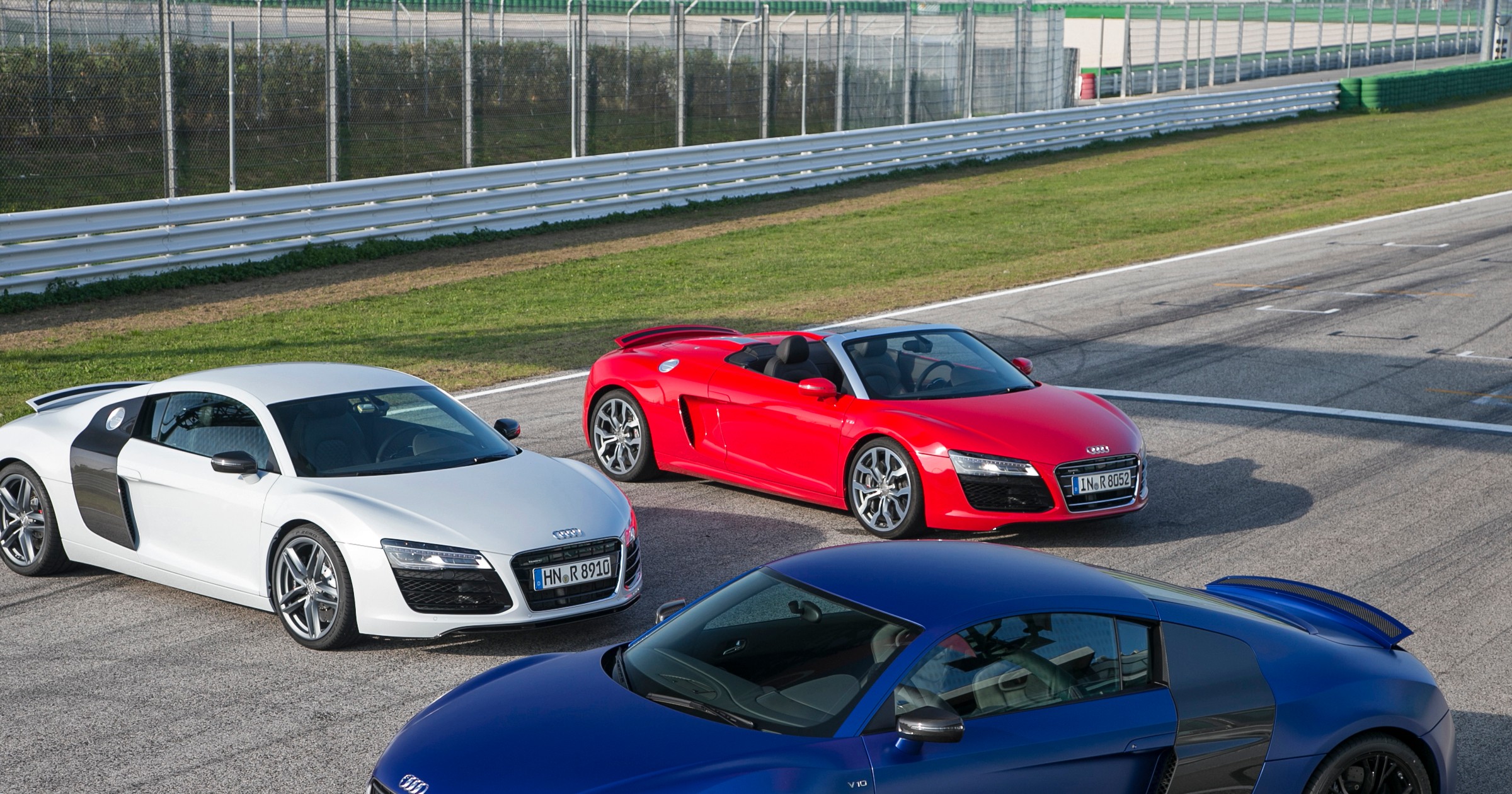 Jak jeździ nowe Audi R8?