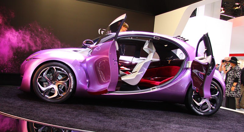IAA Frankfurt 2009: prototyp Citroën REVOLTE - szczególnie dla pań... (fotogaleria)