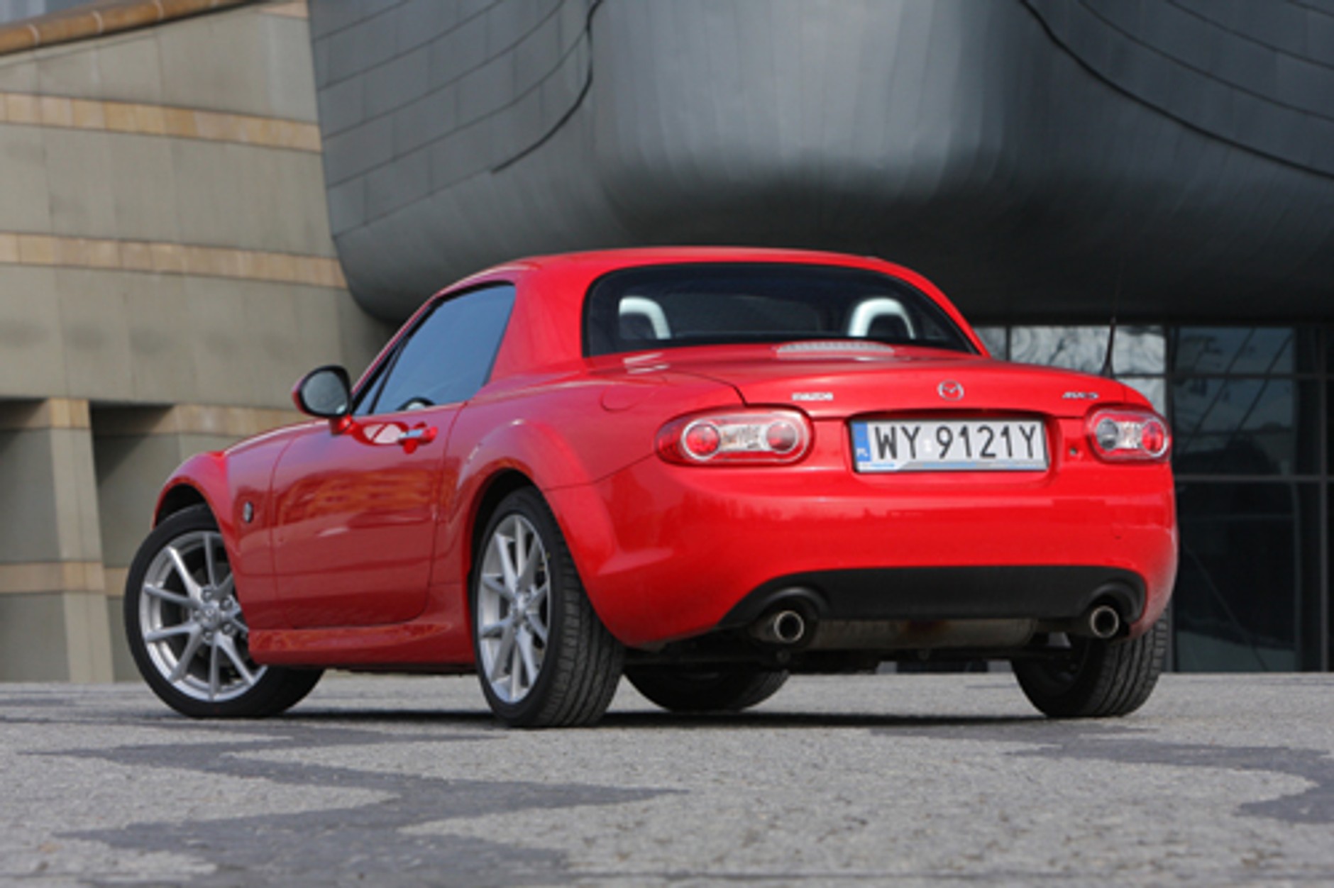 Mazda MX-5 2.0 MZR: Kusicielka