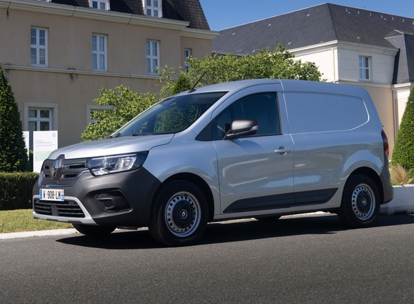 Renault Kangoo Van E-Tech i Master E-Tech - sprawdzamy, czy są tylko oszczędne