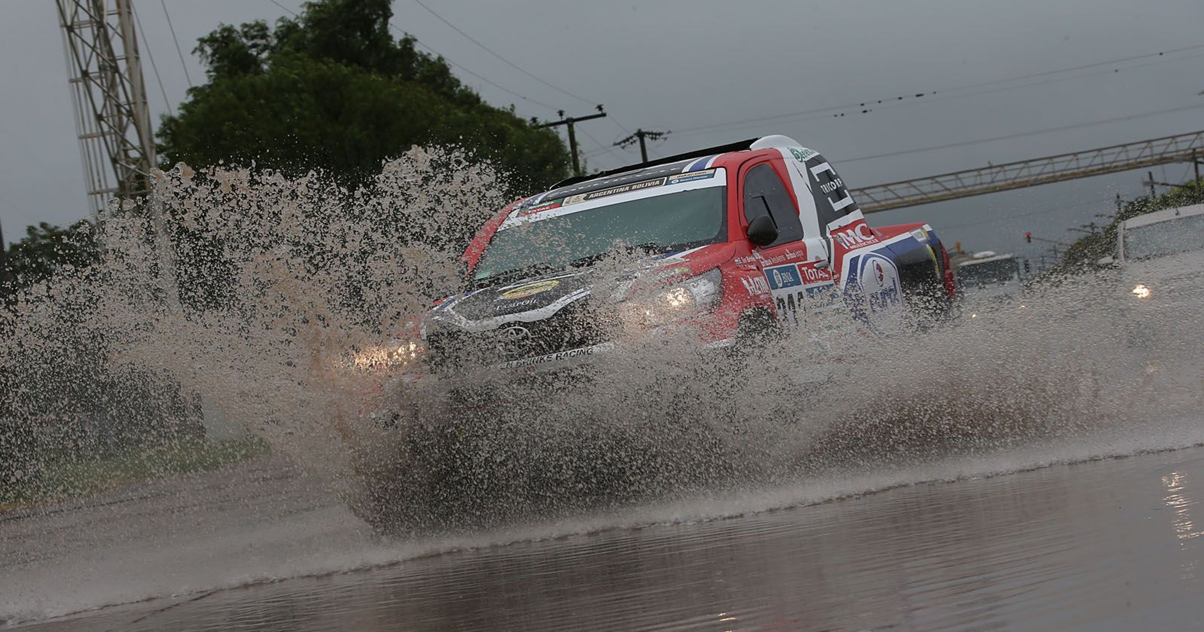 Fatalna pogoda uniemożliwiła rozegranie pierwszego etapu Rajdu Dakar 2016
