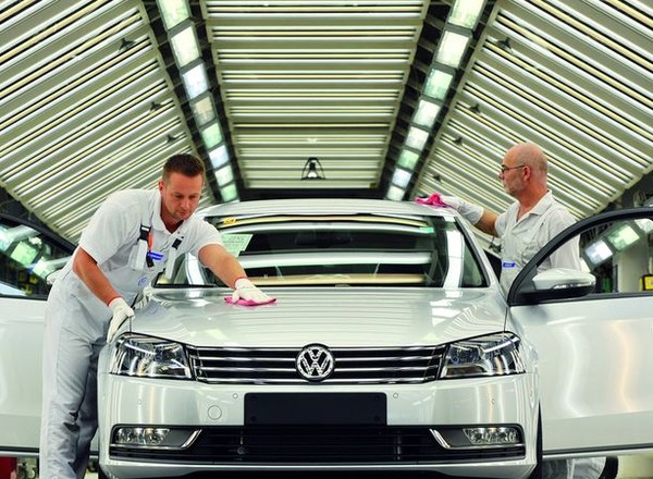 Volkswagen wstrzymał produkcję Passata