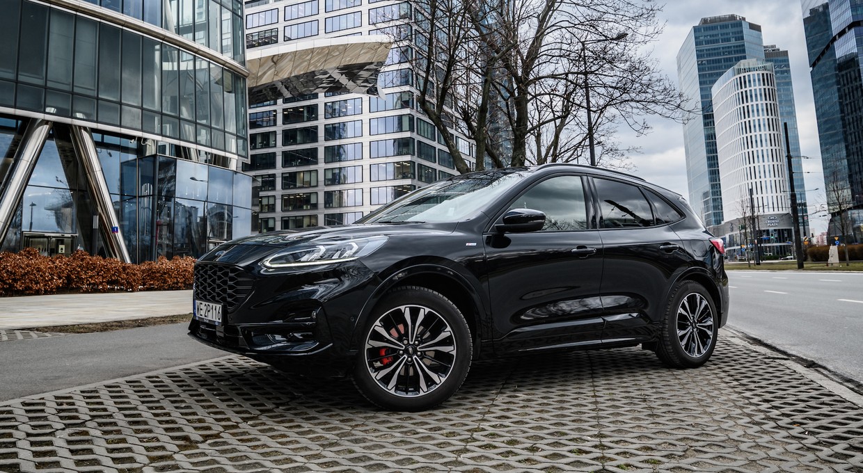 Ford Kuga 2.5 Hybrid AWD ST-Line X – nic dodać, nic ująć